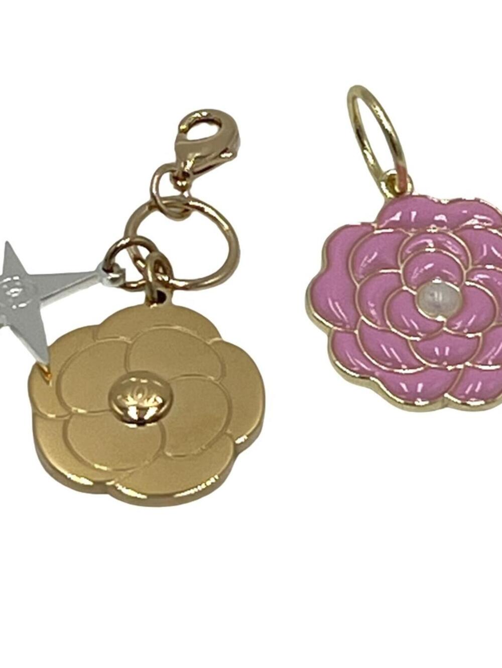 NWOT Set 2 Chanel Handbag Charms Pink Goldtone Flower Star